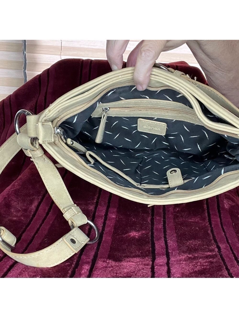 Kensie Crossbody/Shoulder Bag, Lt Gray w/tan, 12”A, 9.5”V, 3”W, Zip top & Mag T5 - Picture 7 of 12